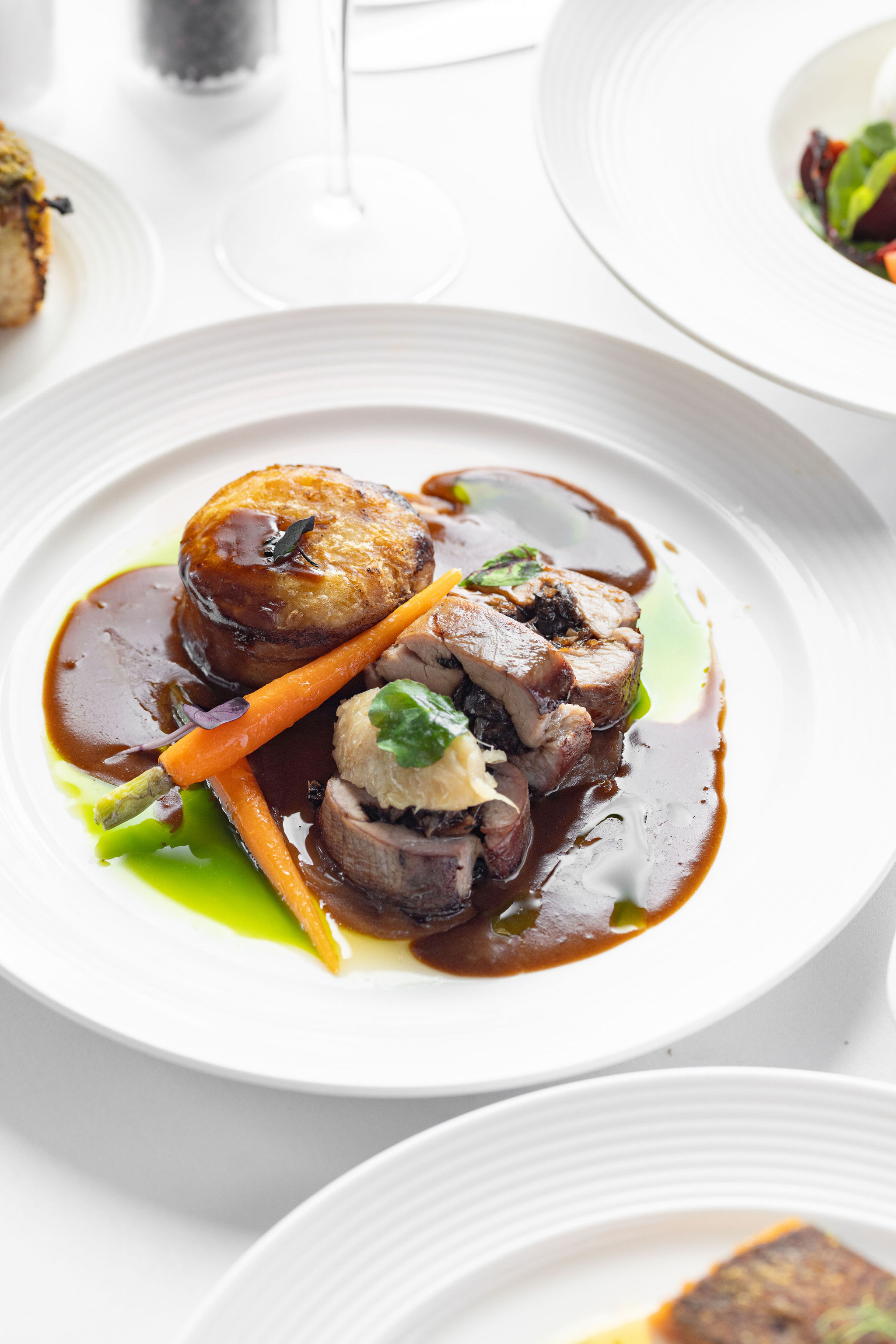 Beef medallion, fondant potato, jus
